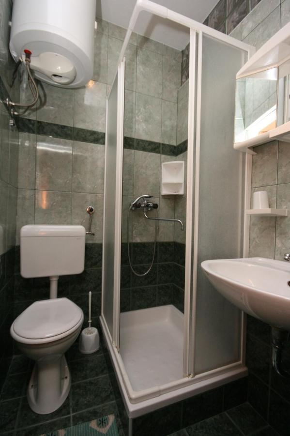 Double Room Jakisnica 4160D 룬 외부 사진