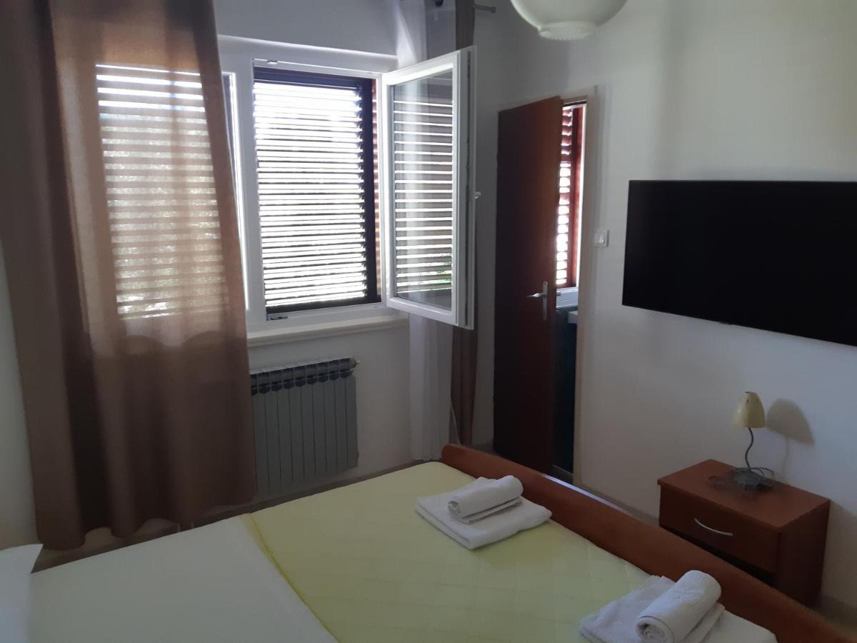 Double Room Jakisnica 4160D 룬 외부 사진